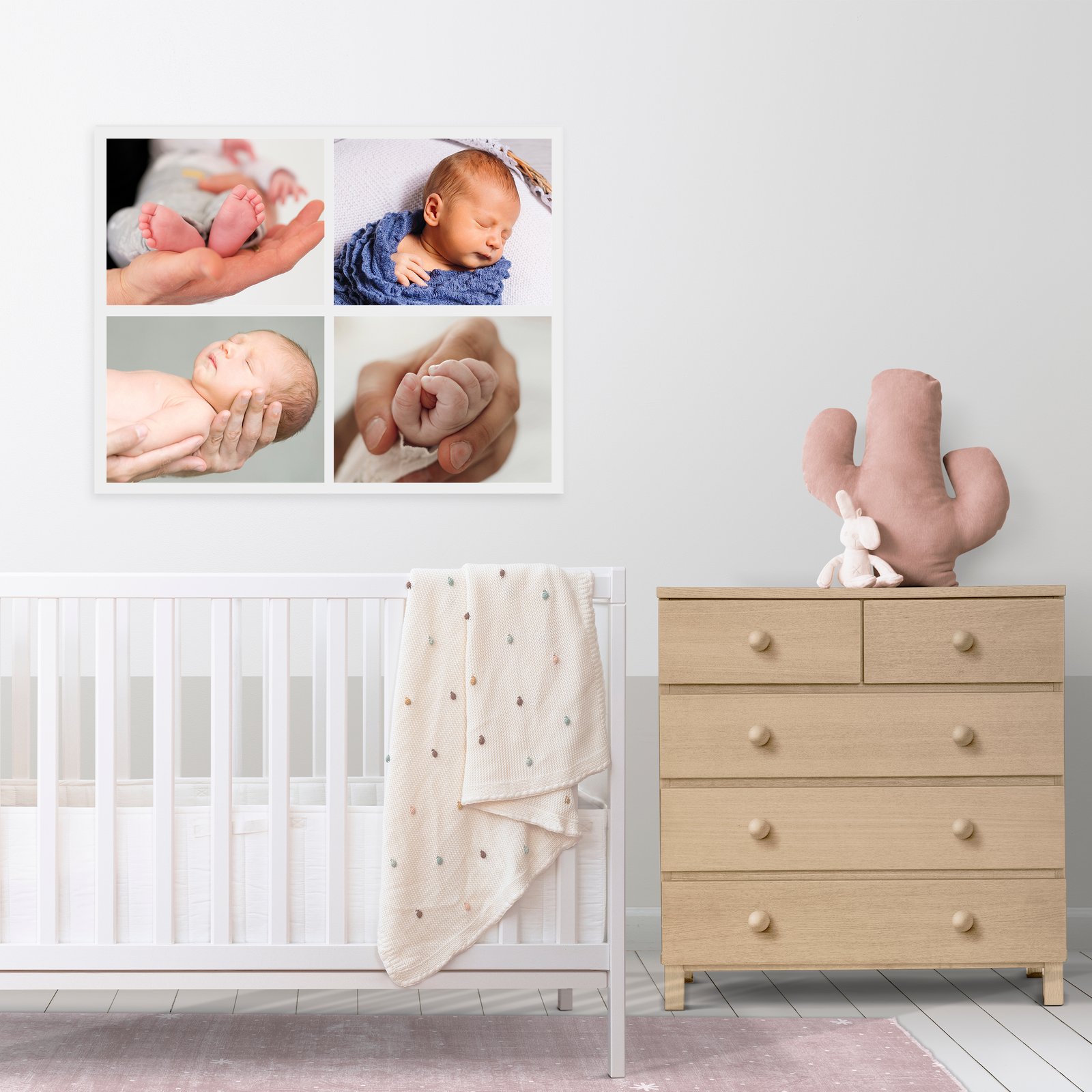 Lienzo collage horizontal de 4 fotos de bebé colgado en la habitación