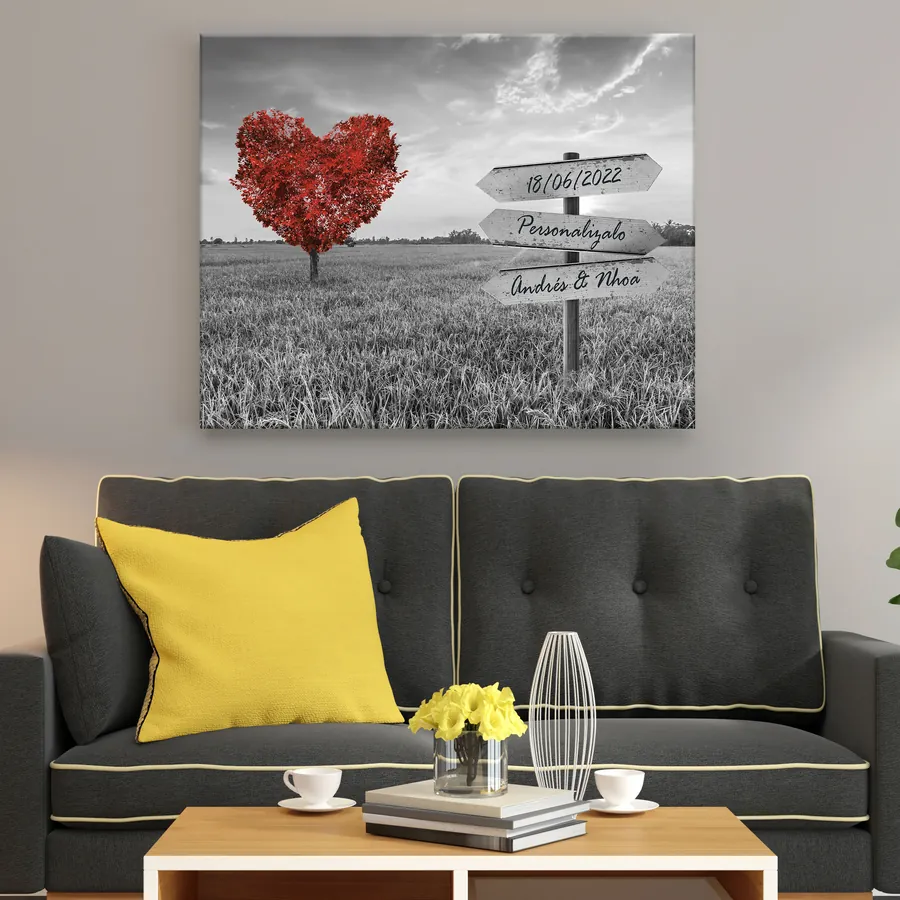 Cuadro con texto personalizado · árbol rojo en blanco y negro (ambiente) Cuadro con texto personalizado colgado en la pared: árbol rojo en blanco y negro con cartel para tu frase