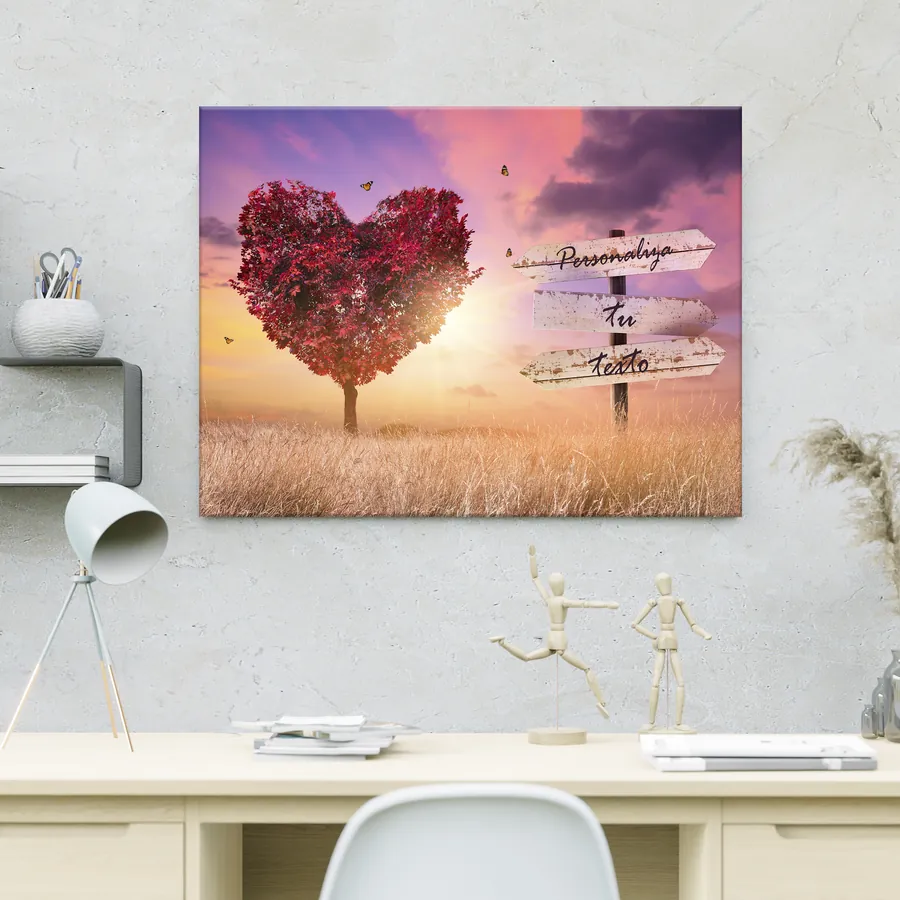 Cuadro con texto personalizado · árbol corazón rojo al atardecer (ambiente) Cuadro con texto personalizado colgado en la pared: árbol corazón rojo al atardecer con cartel para tu frase