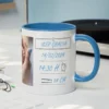 Taza con diseño de bebé con nombre, fecha, hora y medida, asa e interior azul